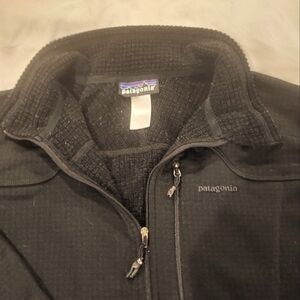 PATAGONIA BLACK CHEST POCKET, FLEECE PULLOVER.  MEN'S MEDIUM.  GREAT FIND!